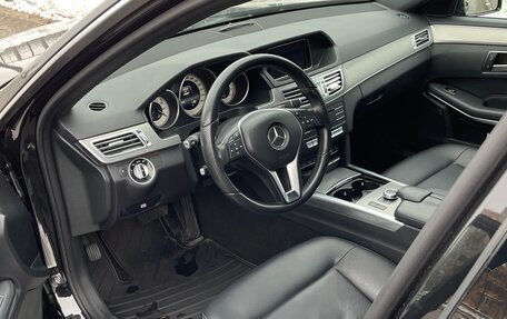 Mercedes-Benz E-Класс, 2015 год, 2 350 000 рублей, 8 фотография