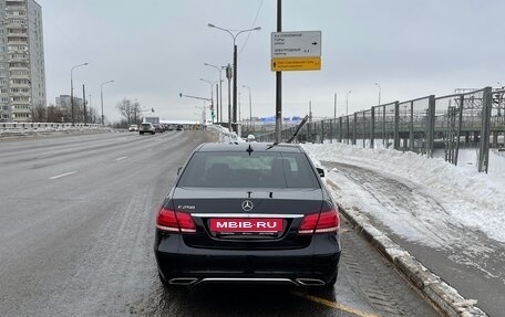 Mercedes-Benz E-Класс, 2015 год, 2 350 000 рублей, 4 фотография
