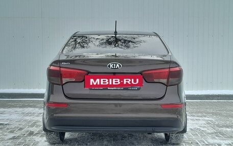 KIA Rio III рестайлинг, 2015 год, 1 049 000 рублей, 8 фотография