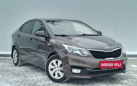 KIA Rio III рестайлинг, 2015 год, 1 049 000 рублей, 2 фотография