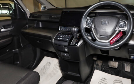 Honda Stepwgn IV, 2020 год, 2 349 000 рублей, 13 фотография