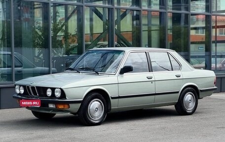 BMW 5 серия, 1985 год, 1 250 000 рублей, 1 фотография