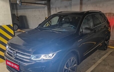 Volkswagen Tiguan II, 2022 год, 4 200 000 рублей, 1 фотография