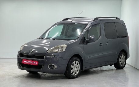 Peugeot Partner II рестайлинг 2, 2012 год, 600 000 рублей, 1 фотография