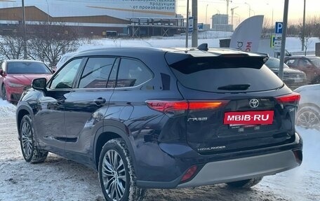 Toyota Highlander, 2025 год, 5 750 000 рублей, 7 фотография