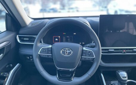 Toyota Highlander, 2025 год, 5 750 000 рублей, 17 фотография