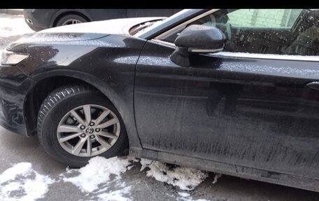 Toyota Camry, 2020 год, 3 600 000 рублей, 2 фотография