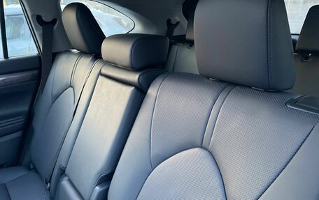 Toyota Highlander, 2025 год, 5 750 000 рублей, 30 фотография