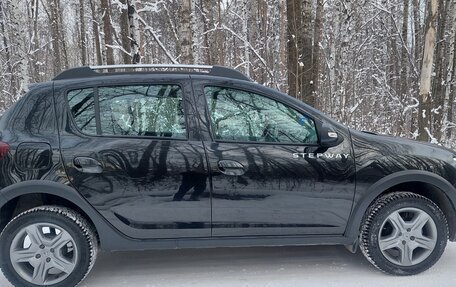 Renault Sandero II рестайлинг, 2019 год, 1 260 000 рублей, 2 фотография