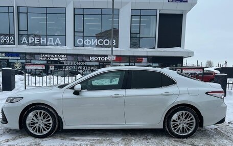 Toyota Camry, 2021 год, 2 876 000 рублей, 7 фотография