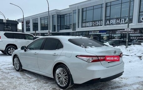 Toyota Camry, 2021 год, 2 876 000 рублей, 6 фотография