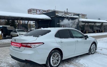 Toyota Camry, 2021 год, 2 876 000 рублей, 5 фотография