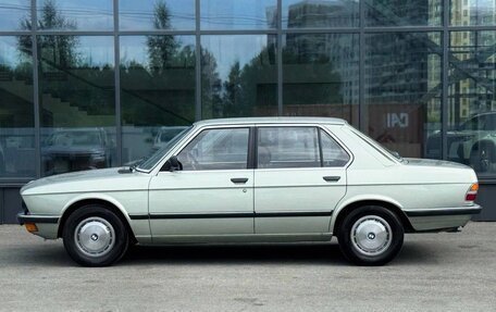 BMW 5 серия, 1985 год, 1 250 000 рублей, 7 фотография