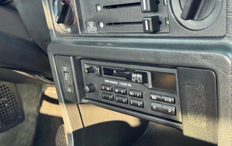 BMW 5 серия, 1985 год, 1 250 000 рублей, 15 фотография