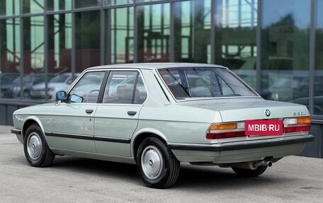 BMW 5 серия, 1985 год, 1 250 000 рублей, 6 фотография
