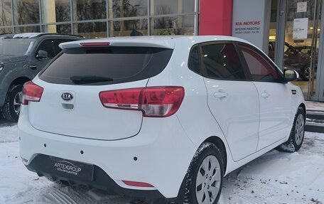 KIA Rio III рестайлинг, 2017 год, 800 000 рублей, 4 фотография