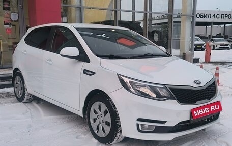 KIA Rio III рестайлинг, 2017 год, 800 000 рублей, 3 фотография