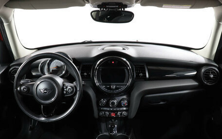 MINI Hatch, 2019 год, 1 850 000 рублей, 23 фотография