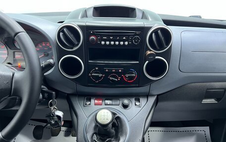 Peugeot Partner II рестайлинг 2, 2012 год, 600 000 рублей, 17 фотография