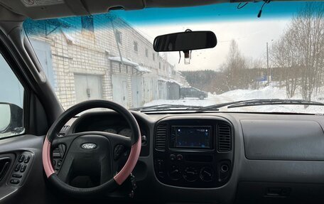 Ford Escape II, 2000 год, 450 000 рублей, 17 фотография