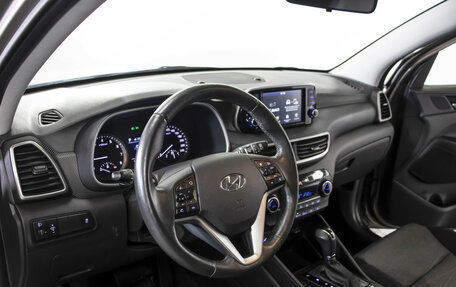 Hyundai Tucson III, 2019 год, 1 995 000 рублей, 9 фотография