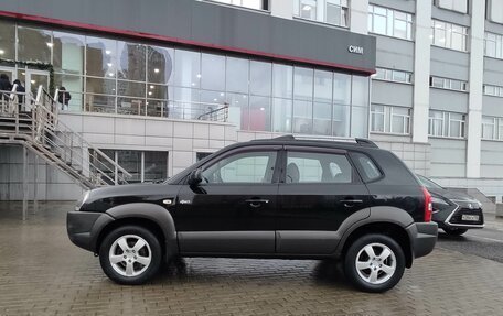 Hyundai Tucson III, 2006 год, 730 000 рублей, 2 фотография