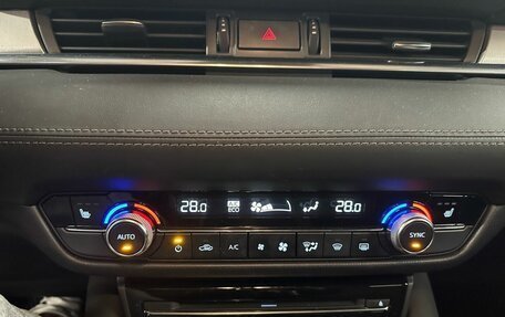 Mazda 6, 2019 год, 2 670 000 рублей, 18 фотография