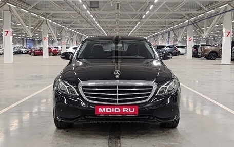 Mercedes-Benz E-Класс, 2017 год, 3 199 000 рублей, 2 фотография