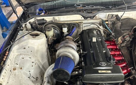 Toyota Mark II VIII (X100), 1988 год, 1 350 000 рублей, 12 фотография