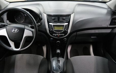 Hyundai Solaris II рестайлинг, 2012 год, 1 039 000 рублей, 13 фотография