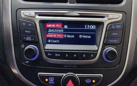 Hyundai Solaris II рестайлинг, 2015 год, 888 000 рублей, 16 фотография