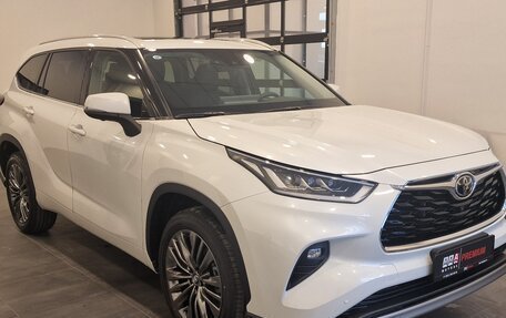 Toyota Highlander, 2025 год, 5 720 000 рублей, 5 фотография