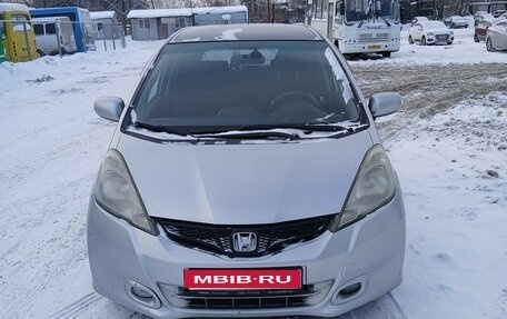 Honda Jazz II рестайлинг, 2011 год, 750 000 рублей, 1 фотография