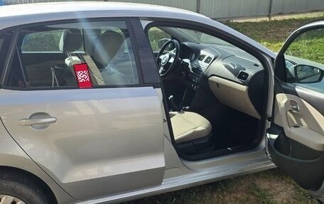 Volkswagen Polo VI (EU Market), 2009 год, 700 000 рублей, 1 фотография