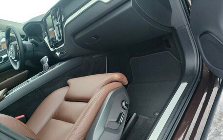 Volvo XC60 II, 2019 год, 4 600 000 рублей, 14 фотография