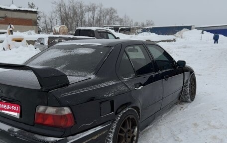 BMW 3 серия, 1994 год, 580 000 рублей, 7 фотография