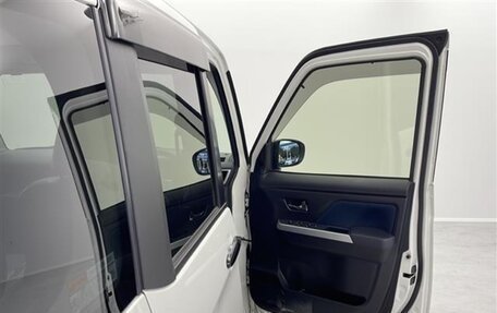 Toyota Roomy I, 2022 год, 1 010 000 рублей, 9 фотография