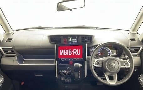 Toyota Roomy I, 2022 год, 1 010 000 рублей, 13 фотография