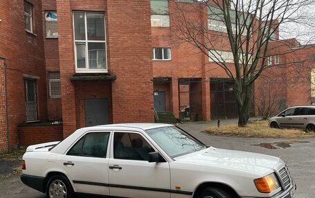 Mercedes-Benz W124, 1986 год, 500 000 рублей, 2 фотография