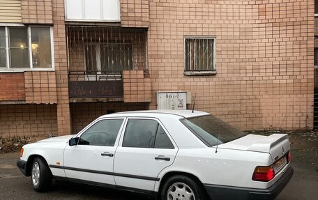 Mercedes-Benz W124, 1986 год, 500 000 рублей, 3 фотография