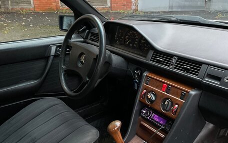 Mercedes-Benz W124, 1986 год, 500 000 рублей, 19 фотография