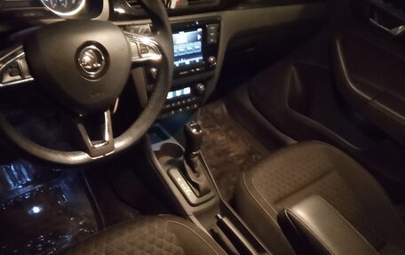 Skoda Rapid I, 2017 год, 1 600 000 рублей, 6 фотография