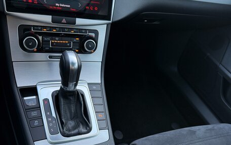 Volkswagen Passat CC I рестайлинг, 2011 год, 1 300 000 рублей, 12 фотография