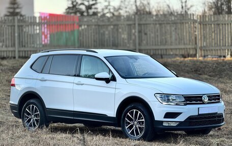 Volkswagen Tiguan II, 2020 год, 2 680 000 рублей, 5 фотография