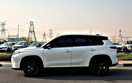 Toyota Urban Cruiser, 2025 год, 2 950 000 рублей, 6 фотография