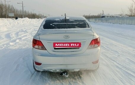 Hyundai Solaris II рестайлинг, 2013 год, 677 000 рублей, 4 фотография