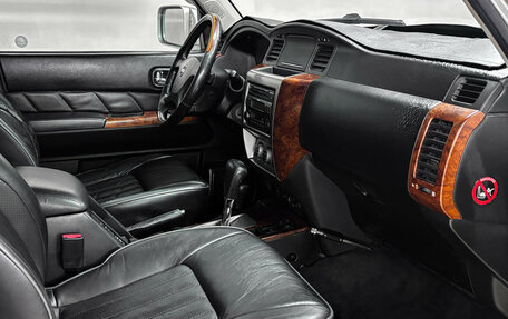 Nissan Patrol, 2005 год, 920 000 рублей, 10 фотография