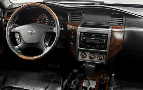 Nissan Patrol, 2005 год, 920 000 рублей, 18 фотография