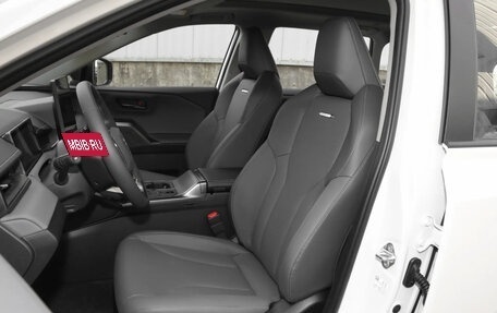 Toyota RAV4, 2026 год, 4 350 333 рублей, 14 фотография