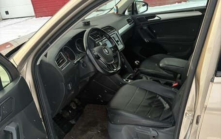 Volkswagen Tiguan II, 2018 год, 1 780 000 рублей, 5 фотография